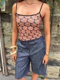 Rania top med blomster - Sort/orange