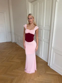 Rosa kjole - Lyserød/rød