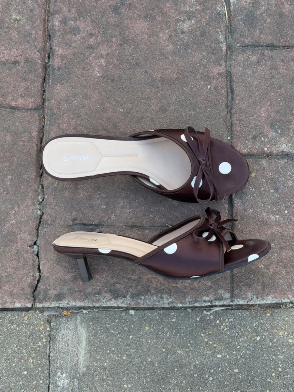 Rosita hæle med polkaprikker - Brun/hvid