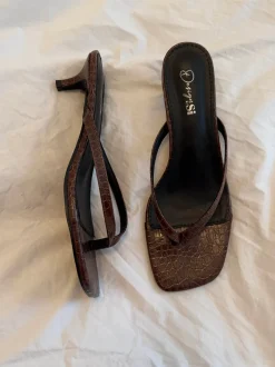Safine mules med krokodilleprint - Brun