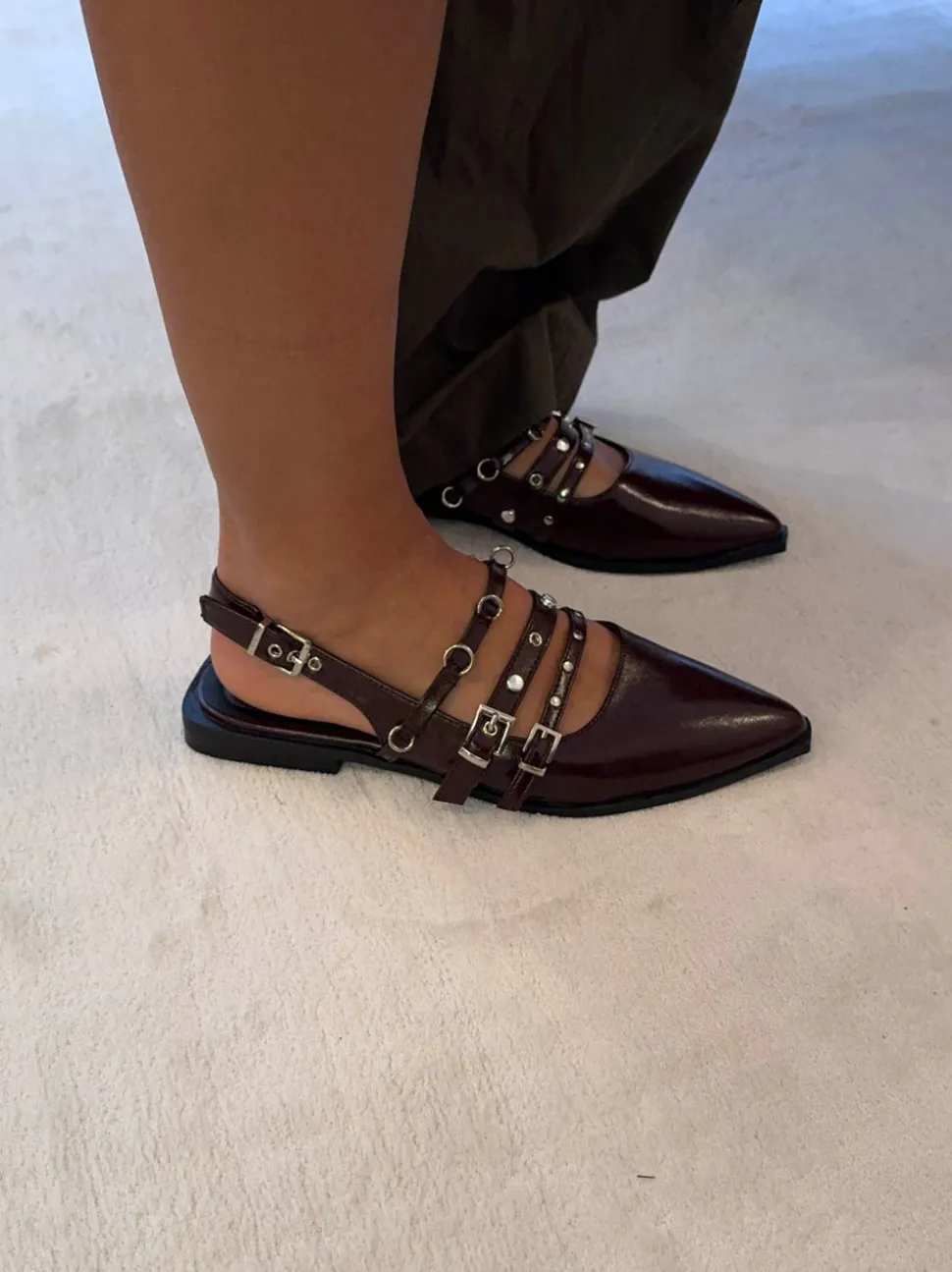Saga slingback sandaler med spændedetaljer - Mørkerød