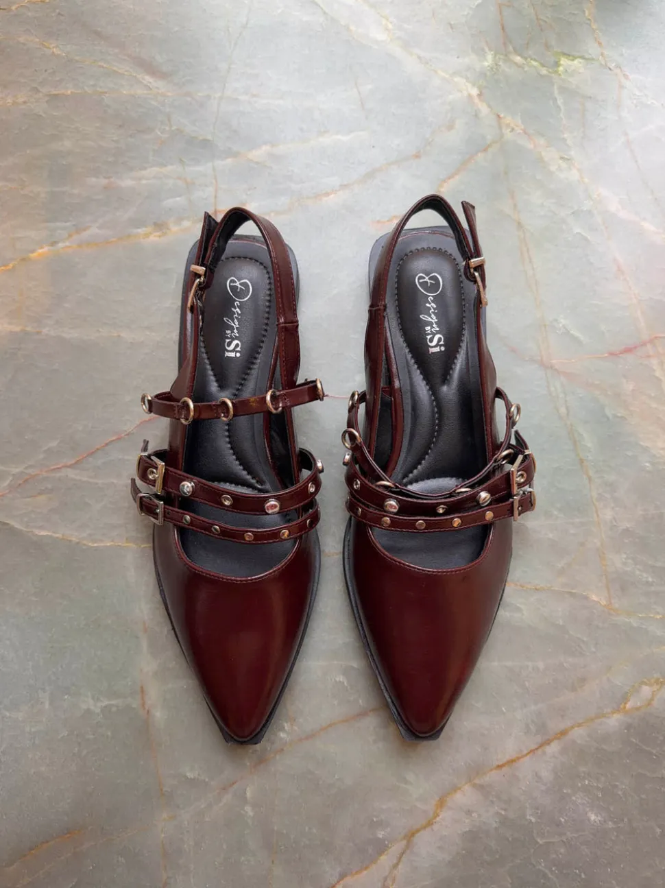Saga slingback sandaler med spændedetaljer - Mørkerød