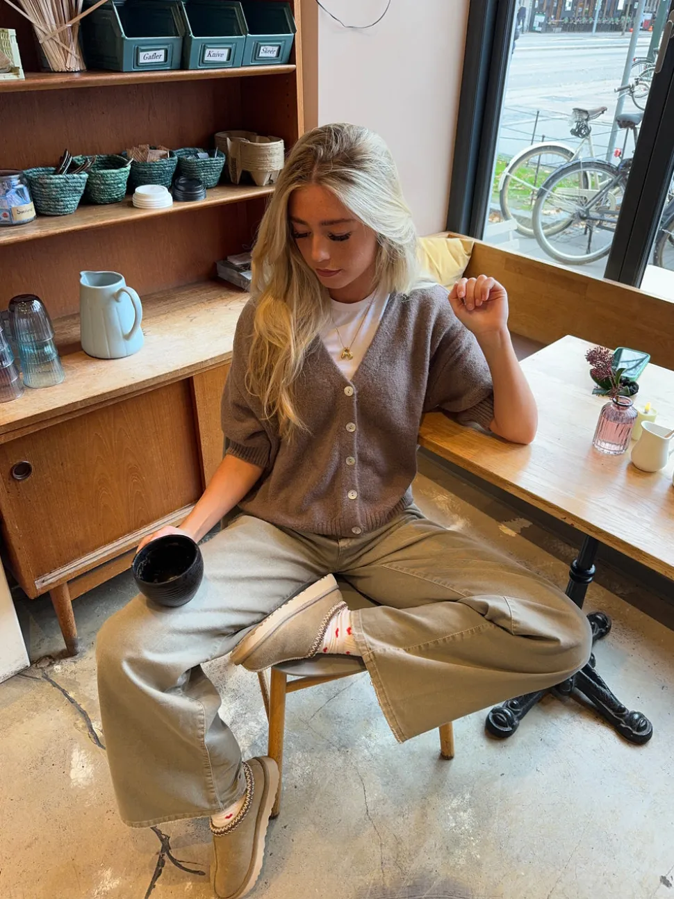 Sakura kortærmet cardigan - Brun