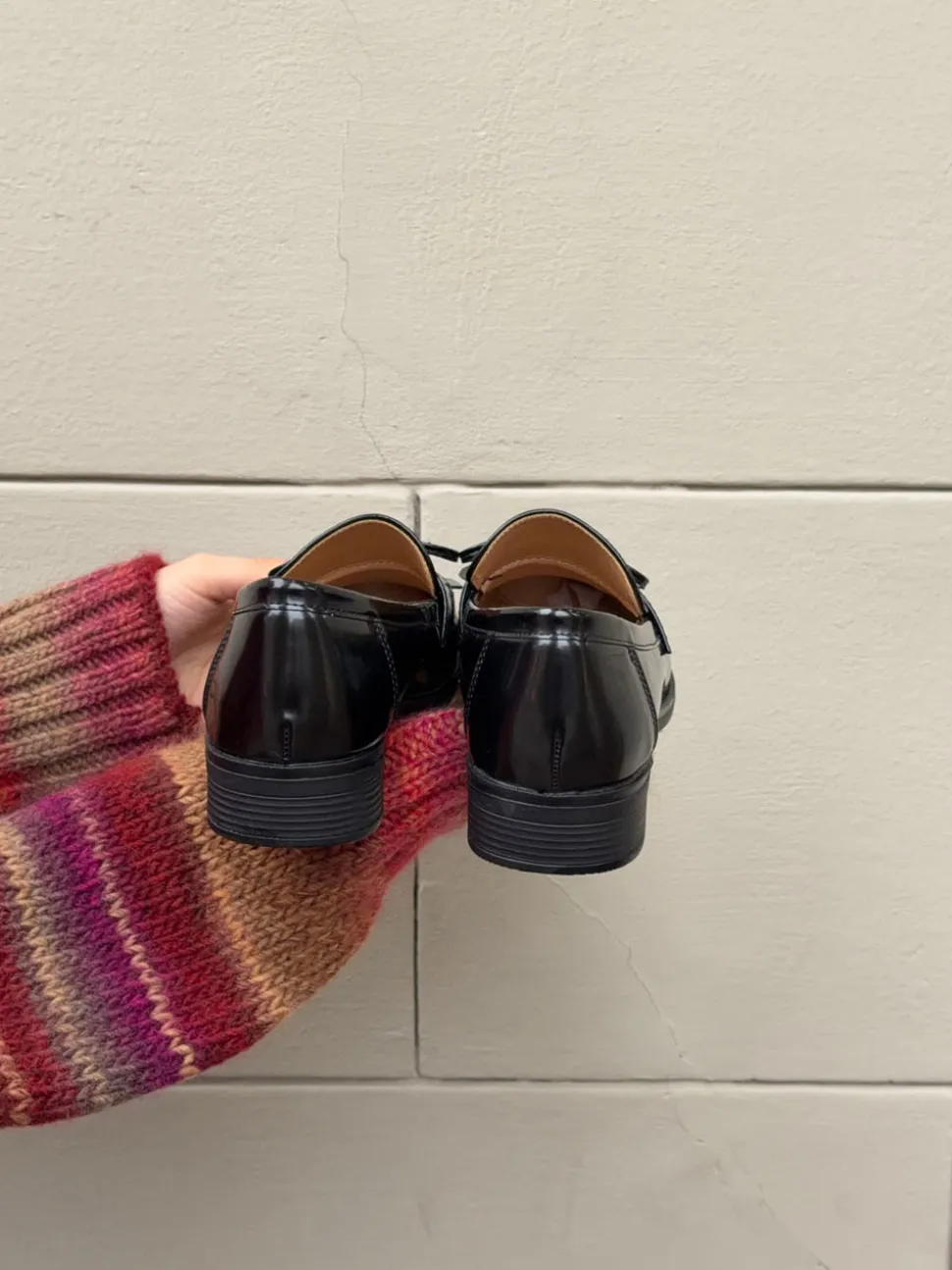 Samia loafers med detaljer - Sort