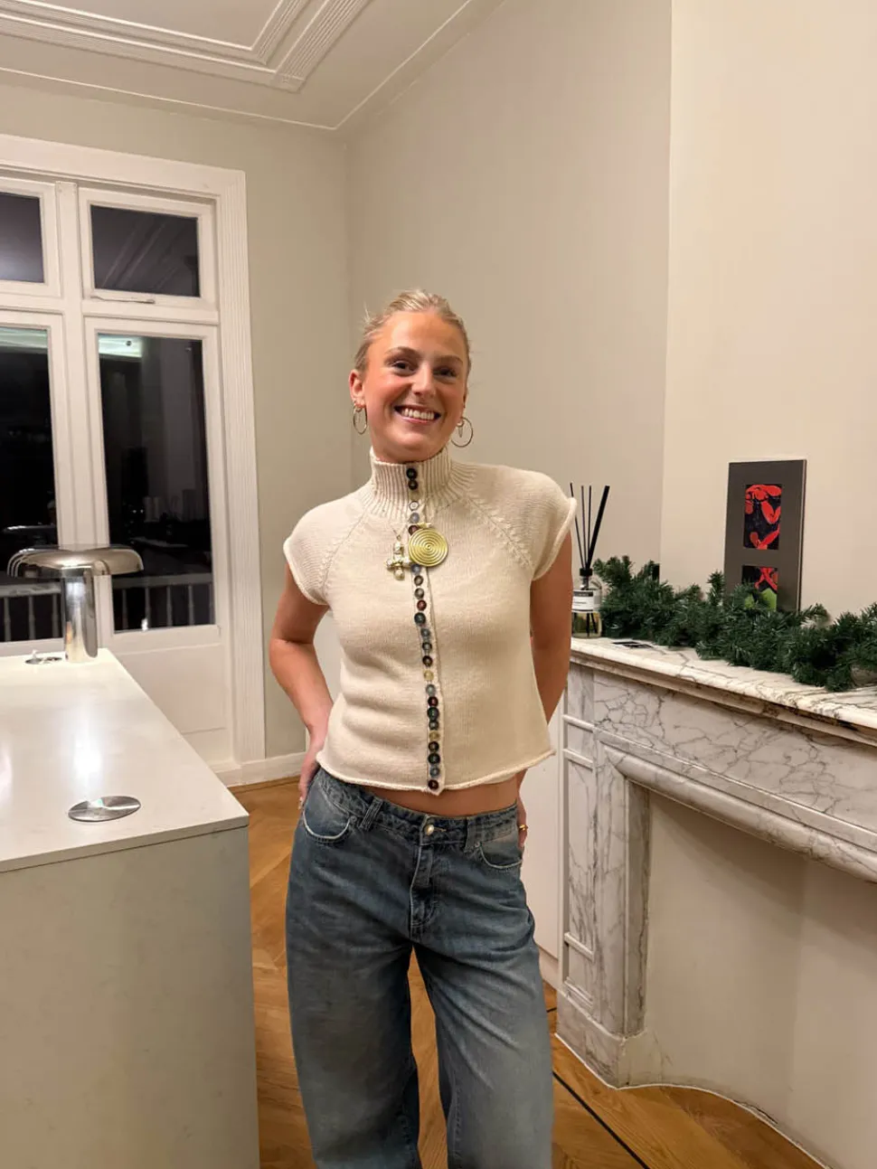 Scandivv kortærmet strik med knapper - Beige/off white