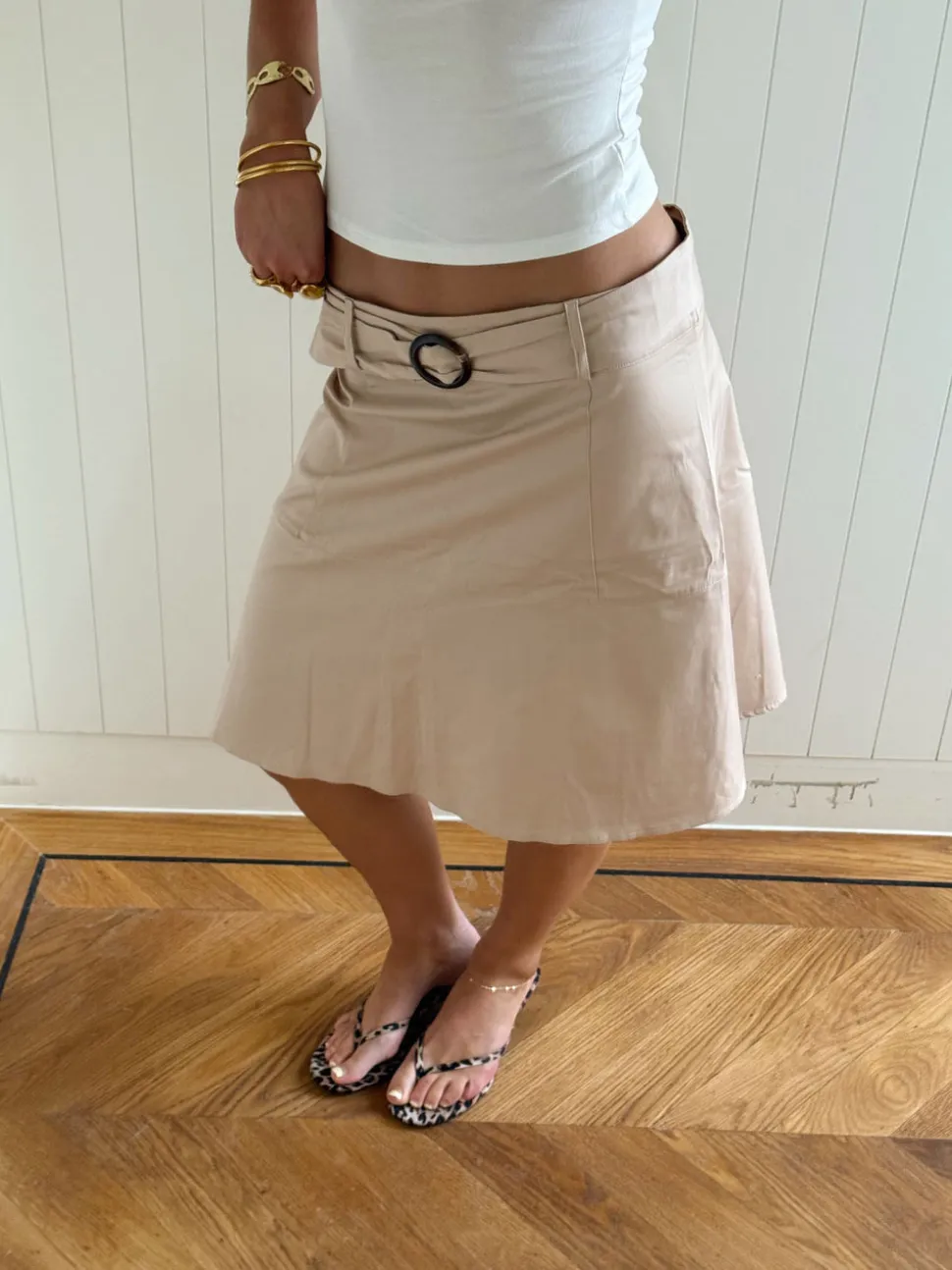 Scandivv nederdel med bælte - Beige