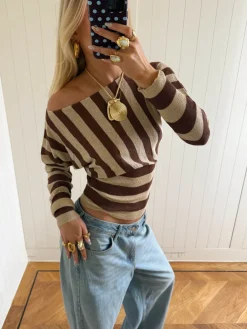 Scandivv tætsiddende bluse med glitter - Brun/guld