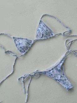 Shani bikini med blå blomster - Hvid