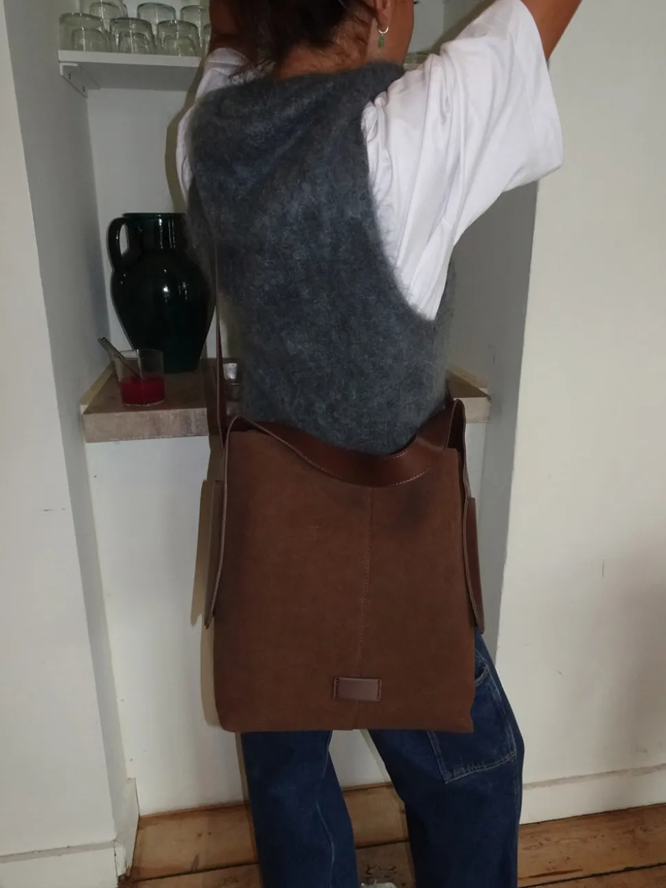 Sile skuldertaske med sidelommer - Brun