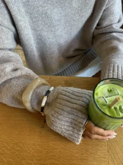 Sola armbånd med striber - Sort/hvid