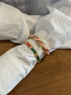Sola armbånd med striber - Grøn/off white/brun/guld