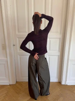 Suzy bluse med striber - Bordeaux og sort
