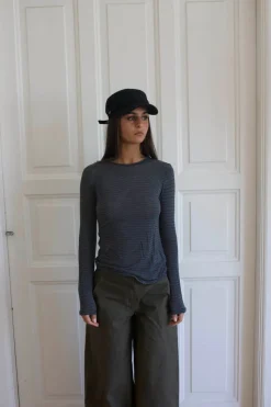 Suzy bluse med striber - Sort og grå