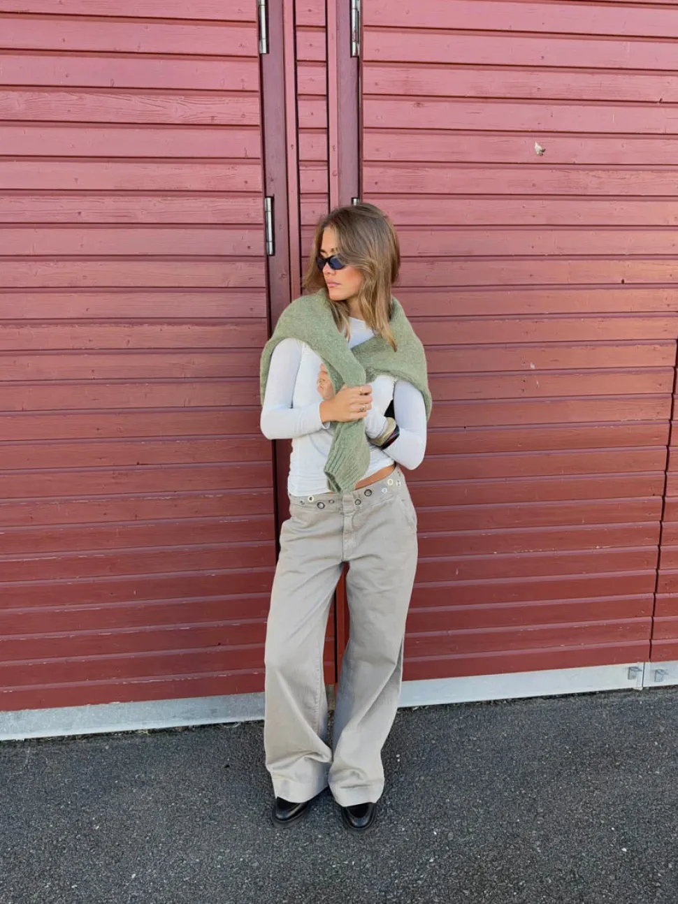 Tanija jeans med ringdetaljer - Beige