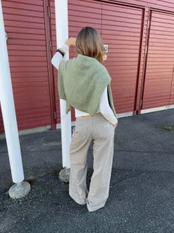 Tanija jeans med ringdetaljer - Beige