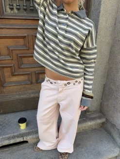 Tanija jeans med ringdetaljer - Lyserød