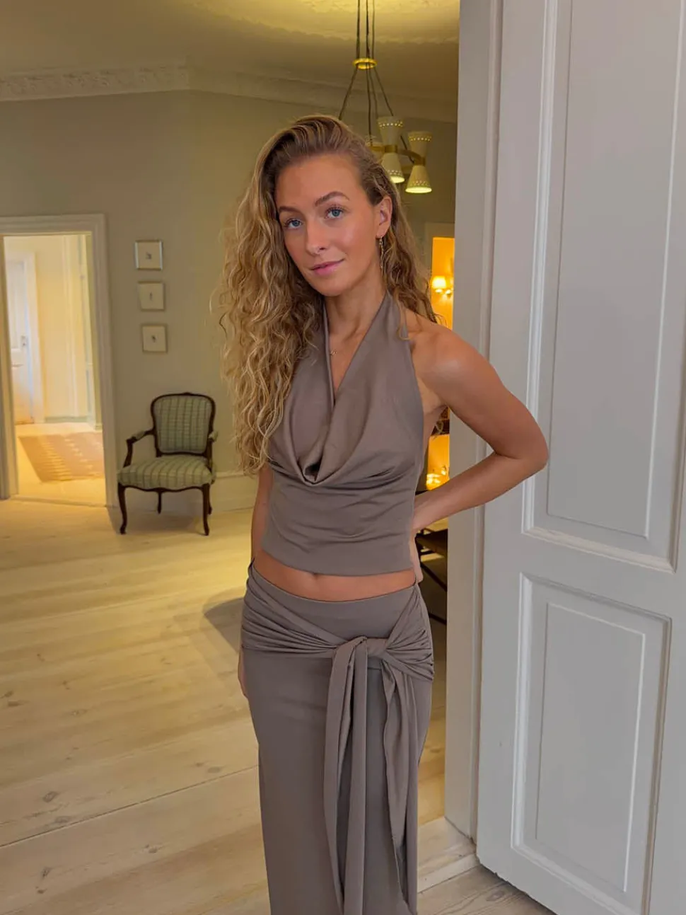 Tella halternecktop - Taupe