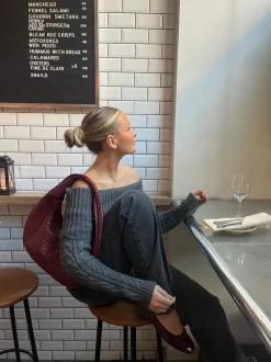Theresa off-shoulder strik - Grå