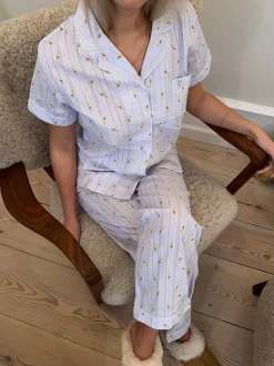 Tinna pyjamas sæt med isvafler - Blå/hvid