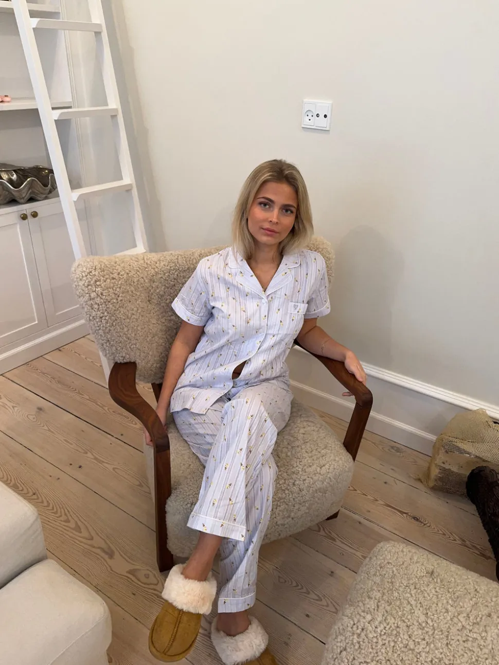 Tinna pyjamas sæt med isvafler - Blå/hvid