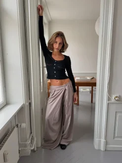 Trina suitbukser med spændedetalje - Beige