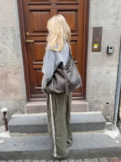 Tyra skuldertaske - Brun