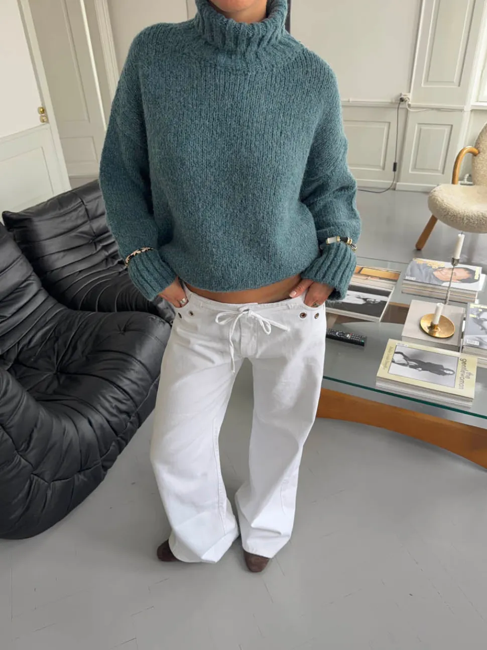 Valdamara oversized striktrøje med turtleneck - Blå