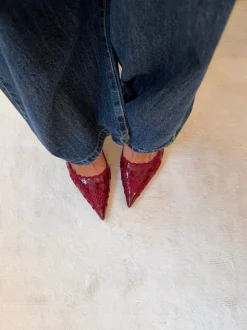 Ydun slingback hæle med detaljer - Rød