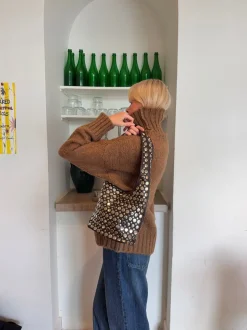 Zula håndtaske med nitter - Brun